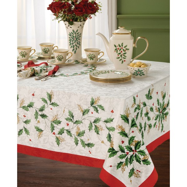 Table Linens, Holiday Set of 4 Square Napkins 20